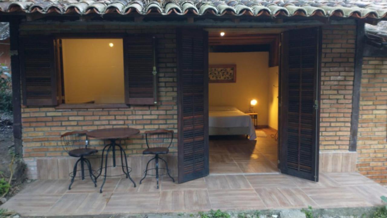 Casa Da Cachoeira Penedo  Luaran gambar